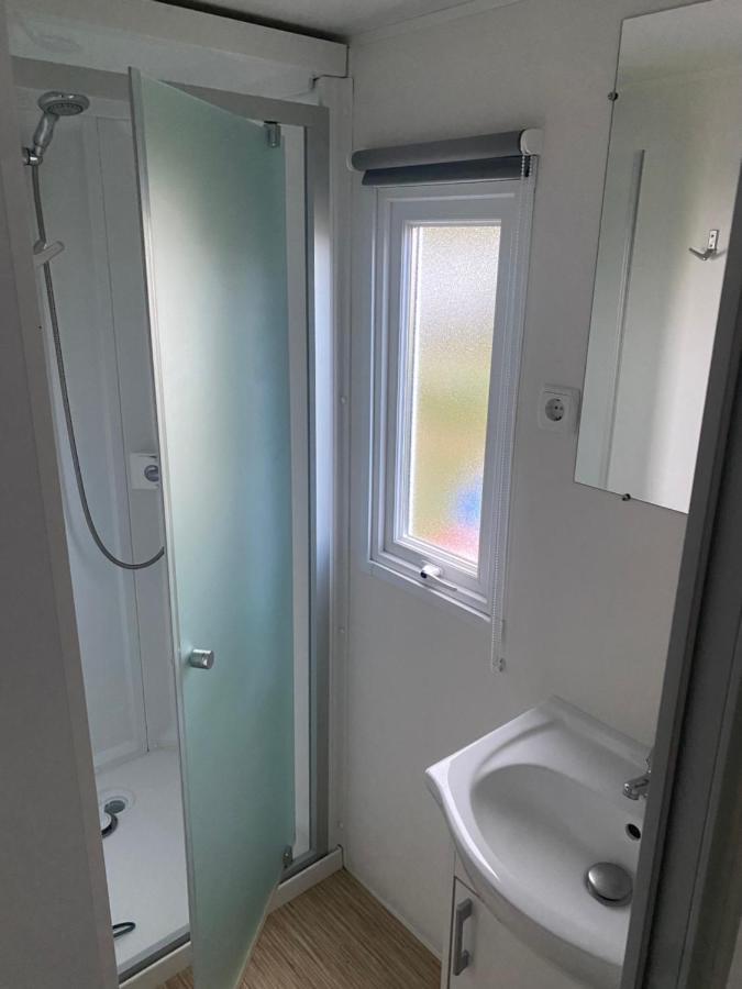 Mobil Home Tout Confort Ideal Pour 4 Personnes Dans Le Domaine De Dugny Camping 4 Etoiles, Proche De Blois, Du Zoo De Beauval Et Des Chateaux De La Loire Onzain Exteriér fotografie