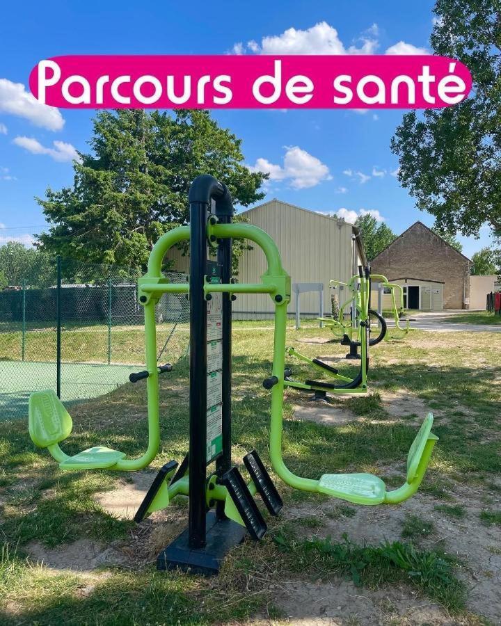 Mobil Home Tout Confort Ideal Pour 4 Personnes Dans Le Domaine De Dugny Camping 4 Etoiles, Proche De Blois, Du Zoo De Beauval Et Des Chateaux De La Loire Onzain Exteriér fotografie